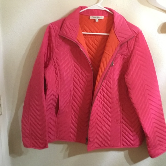 Travel Smith Women's Pink and Orange Jacket - Picture 2 of 7